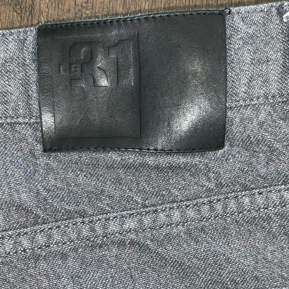 Le 31 Grey Jeans - Picture 5 of 5